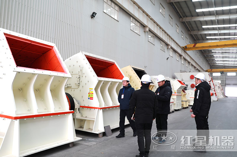 客戶來設(shè)備生產(chǎn)車間實(shí)地考察 客戶來設(shè)備生產(chǎn)車間實(shí)地考察