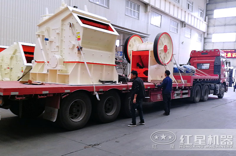 反擊式破碎機設備現(xiàn)貨直發(fā) 反擊式破碎機設備現(xiàn)貨直發(fā)